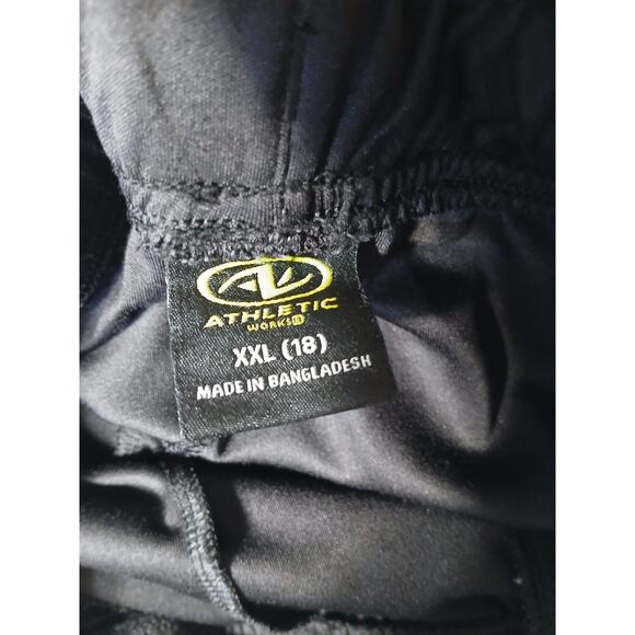 Athletic Works DriWorks Long Shorts Youth Sz XXL 18 Black Sleek Flowy Boxy Baggy - Picture 12 of 13